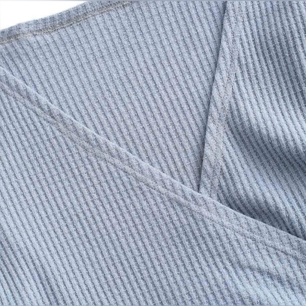 V Neck
Long Sleeve - Picture 3 of 4